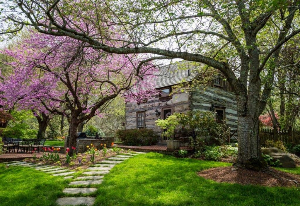 Historic Garden Week Log Cabin Fairfax