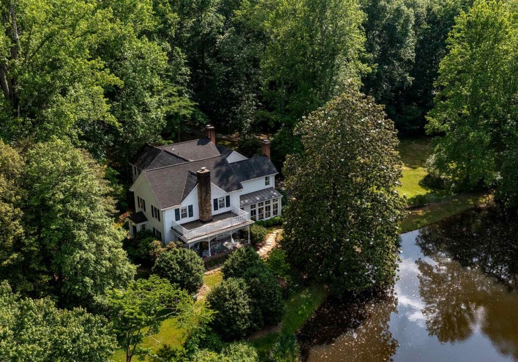 Drone shot of photo of Holly Hollow property