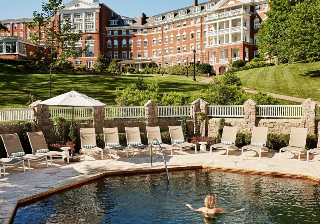 omni homestead resort romantic lodging hot spring