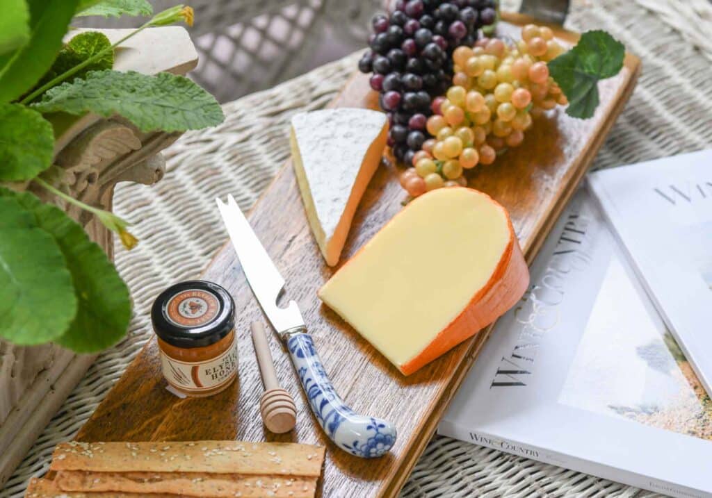 cheese and grapes